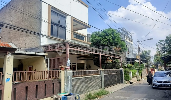 Rumah Minimalis di Tengah Kota Sayap Bkr Murah Rumah Minimalis di Tengah Kota Sayap Bkr Murah