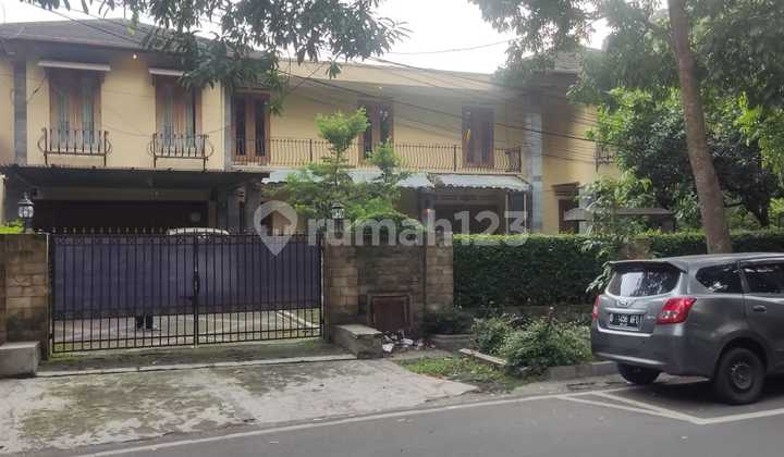 Murah Jual Aset Lelang Bank Rumah Besar di Sayap Riau Jl. Cimanuk