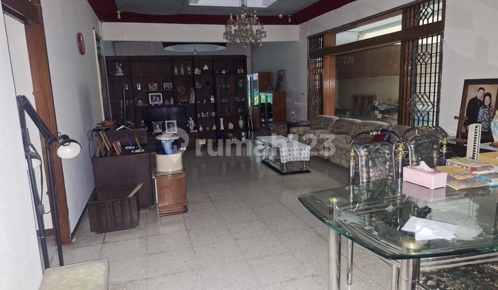 For Rent Business House in Strategic Location Riau Wing For Rent Business House in Strategic Location Riau Wing