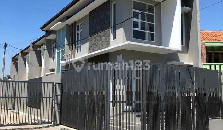 Dijual Rumah Minimalis Modern Di Kompleks Mekarwangi 