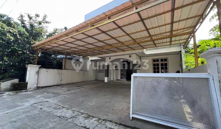 Disewakan Rumah Usaha Strategis Di Sayap Buahbatu Lodaya Disewakan Rumah Usaha Strategis Di Sayap Buahbatu Lodaya