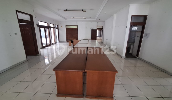 Disewakan Ruang Usaha untuk Kantor,Bimbel,Klinik di Sayap Riau