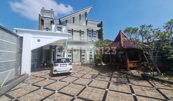 Dijual Rumah Villa Lux Mewah Full Furnished di Suci Permai Dekat Polres Garut Dijual Rumah Villa Lux Mewah Full Furnished di Suci Permai Dekat Polres Garut