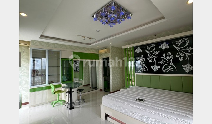Eastcoast Apartment, Near Pakuwon City Penthouse, Fully Furnished Hook, Surabaya