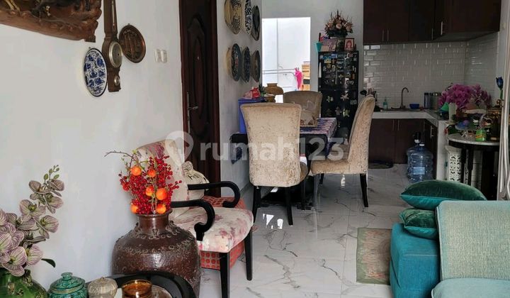 Dijual Cepat Rumah.di Raffles Hills Cibubur. Butuh 2