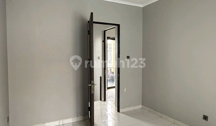 Disewa Cepat Rumah Terenovasi Bersih di Legenda. Wisata 2