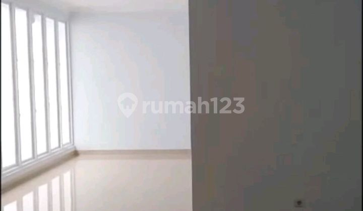 Rumah Siap Huni Dijual Cepat di Perumahan Elite 2