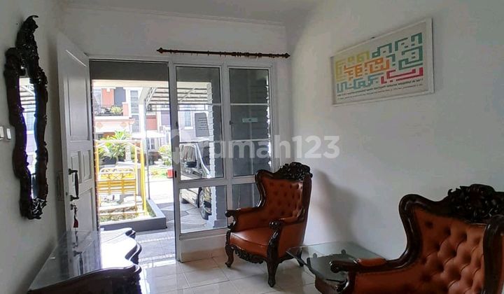 Dijual Cepat Runah Besar Full.furnish Murah di Kota Wisata 2