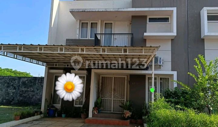 Dijual Cepat Rumah Mungil Cantik dan Rapi di Raffles Hills Cibubur