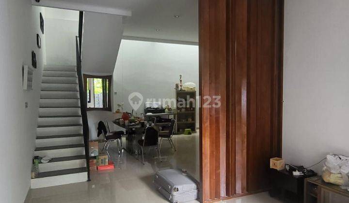 di KELAPA GADING BCS
JALAN WESEL 3 Lantai,BARU BAGUS,jual MURAH !!! 2