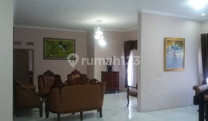 Rumah Baru di Jl Otista Kab. Kuningan 2 Lantai  7