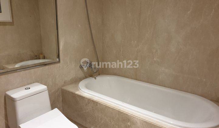 The Peak 2 BR Designed by Alex Bayu Tunjungan Plaza Surabaya 10