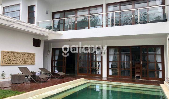 Villa in Seminyak with Private Pool and Furnished Freehold/Leasehold 2