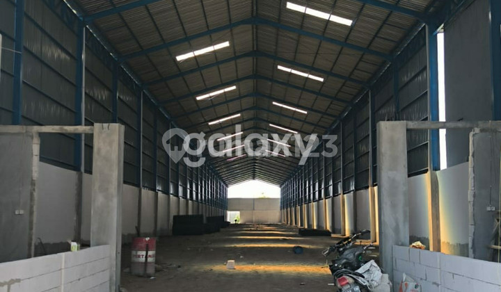 Gudang Baru Kedung Cowek Surabaya dekat Pelabuhan, area Pergudangan 1