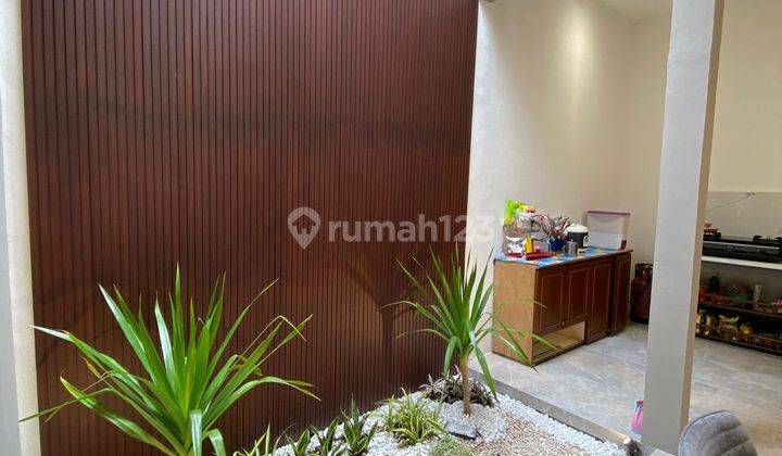 Rumah Cantik Siap Huni Daerah Menteng di Komplek Menteng Indah Jl. Menteng Medan Denai 5