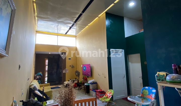 Rumah Cantik Siap Huni Full Perabotan Daerah Menteng di Komplek Halton Place Jl. Panglima Denai 3