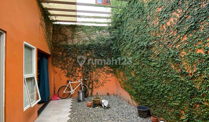 Rumah Cantik Siap Huni Full Perabotan Daerah Menteng di Komplek Halton Place Jl. Panglima Denai 4