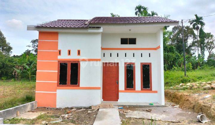 Dijual Rumah Lokasi Mantap Strategis Desain Modern Dan Cantik 1