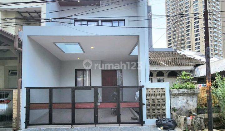 Rumah Pondok Indah Baru Strategis Dekat Pim 1