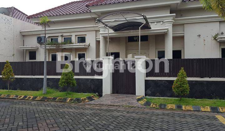 RUMAH LUXURY MODERN STYLE URBAN HOOK DI CENTRAL PARK REGENCY SURABAYA 2