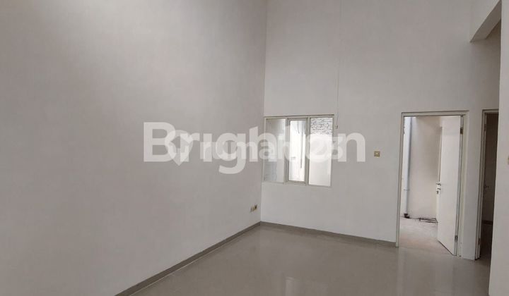 RUMAH BARU SIAP HUNI GREEN SEMANGGI DEKAT RAYA MERR DAN GALAXY MALL SERTA KE PUSAT KOTA ACCES MUDAH DAN DEKAT TOLL JUANDA 2