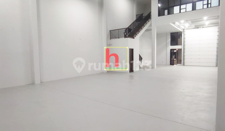 Bizpark Pik 2 Warehouse, 2-Story Warehouse Bizpark Pik 2 Warehouse, 2-Story Warehouse