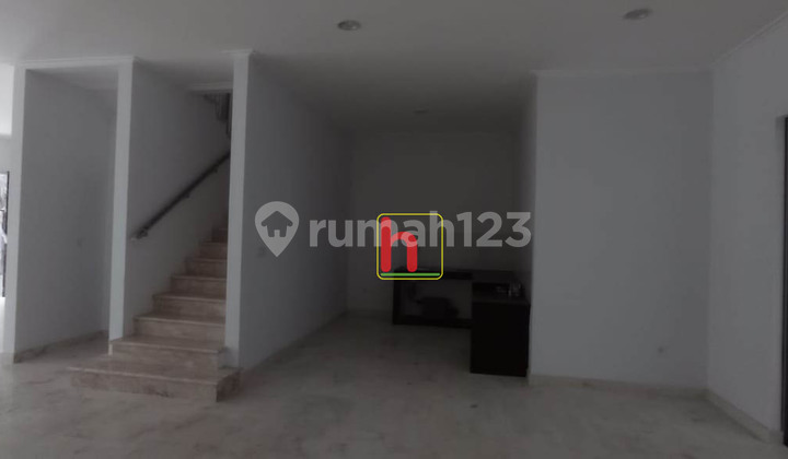 Golf Island, Cluster Violin, Kamar Tidur 3 2