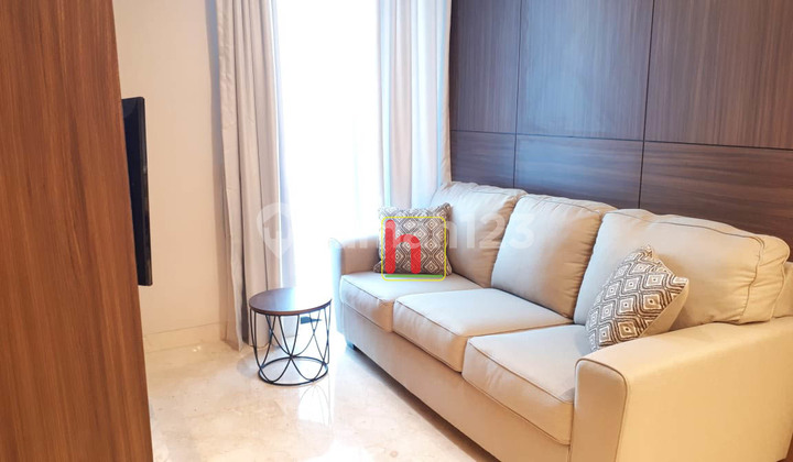 Apartemen Capitol Suites, Menteng, Gambir, Mewah, Furnished 3Br 2
