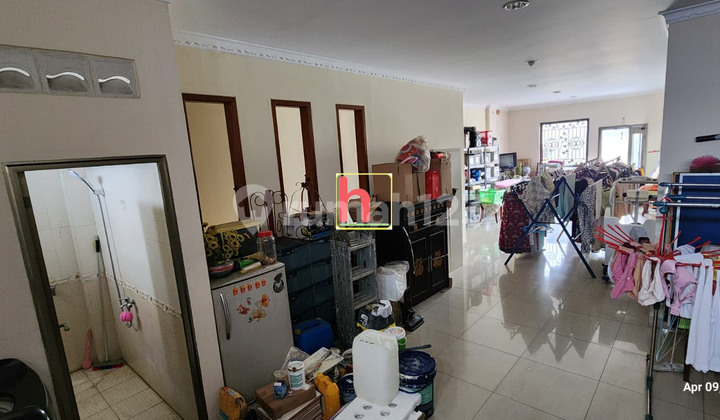 3-story house in Muara Karang 2