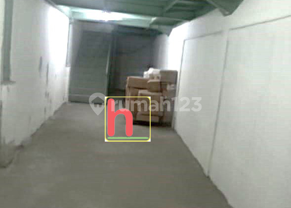 Gudang 2 Lantai di Kapuk Kayu Besar