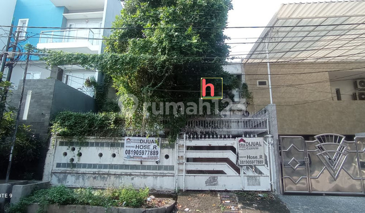 Rumah di Muara Karang, Bangunan 2,5 lantai