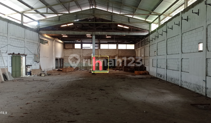 Warehouse in Kapuk Kamal, facing the main road.