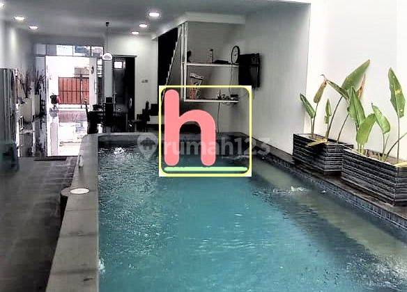 Disewa Rumah di Muara Karang, Ada Swimmig Pool 1