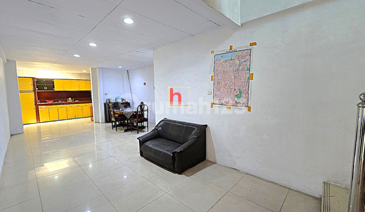 Rumah di Pluit Timur, Kamar Tidur 4 2