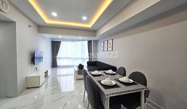 Sewa Unit Brand New 2 BR Apartemen Taman Anggrek Fully Furnished 1