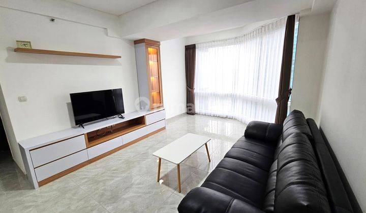 Sewa Sangat Bagus 2 BR Apartemen Taman Anggrek Fully Furnished 1