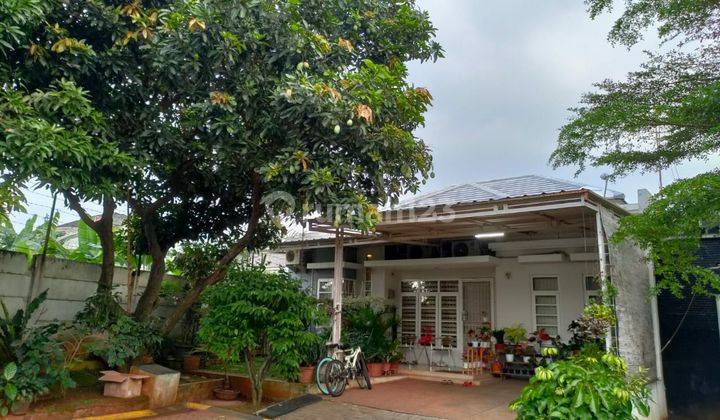 Rumah Second Istimewa di Cibubur Country Sertifikat SHM 1