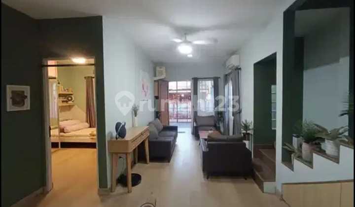 Rumah Menarik Harga Ciamik! Rumah Semi Furnish di Palmerah Jakarta Barat 2