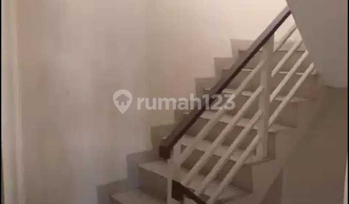 Rumah 2 Lantai Nyaman dengan Harga Aman di Tanjung Duren Jakarta Barat