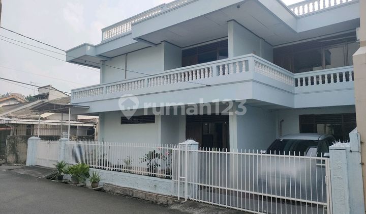 Rarely Available Well-Maintained 3-Story House with Rooftop Bonus in Pondok Kopi 1