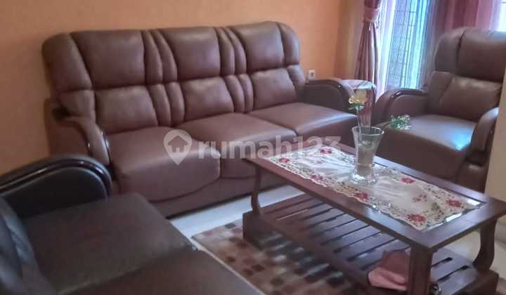 Rumah Bagus Di Perumaha Pulogebang Permai 230 Meter ,shm ,2 Lantai 