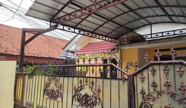 Rumah di Kampung Makassar pinang ranti Jakarta Timur SHM 1