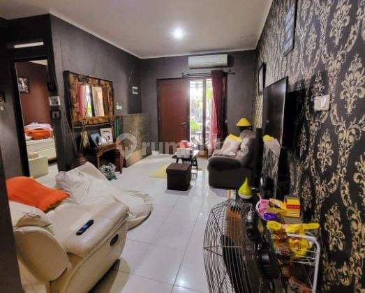 Turun Harga Jadi 1.4 M Rumah terawat di komplek elit Harapan Indah bekasi  Bonus Kitchen Set  2