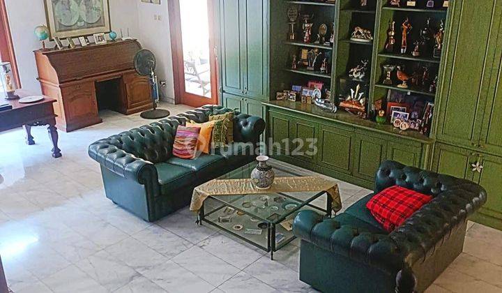 Rumah SHM  Bagus murah di bintaro Jakarta selamatan 1