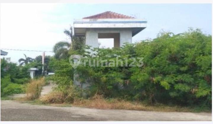 7 Plots of Land Former Gas Station on Jl Raya Rengasdengklok Karwang, West Java 7 Plots of Land Former Gas Station on Jl Raya Rengasdengklok Karwang, West Java