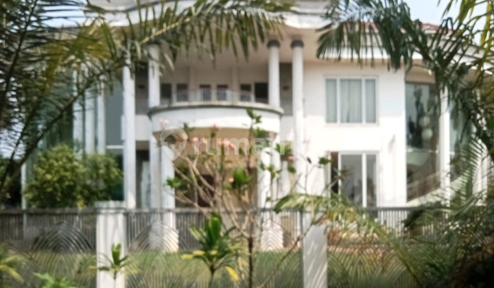 Dijual Rumah Mewah Hook di Perumahan Bukit Cimanggu Villa Dijual Rumah Mewah Hook di Perumahan Bukit Cimanggu Villa