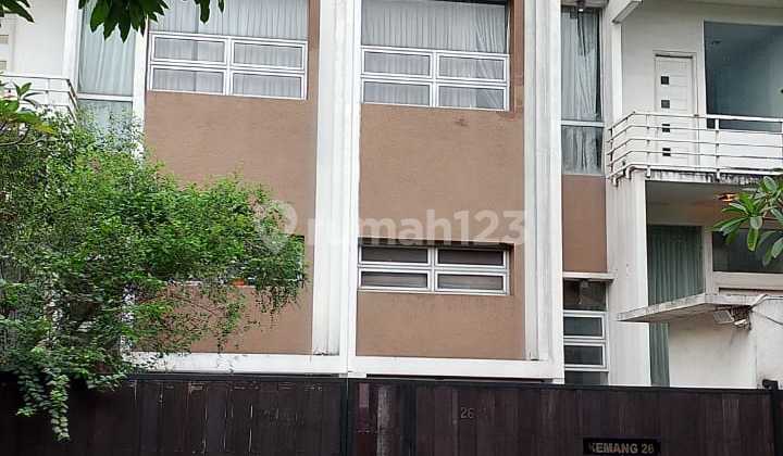 Dijual Rumah Dekat Kemang Dibawah Harga Pasar Ada Kolam Renang Lt 828 Lb 469 1