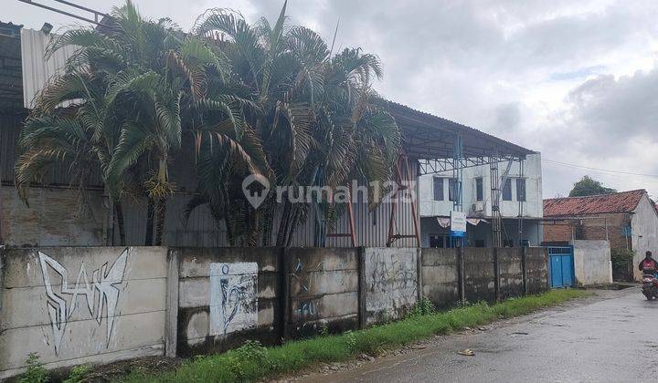 Dijual Murah Gudang Di Cikarang Luas 1025 Meter Bangunan 345 Meter Lokasi Dipinggir Jalan Tidak Jauh Dari Kawasan Jababeka 2