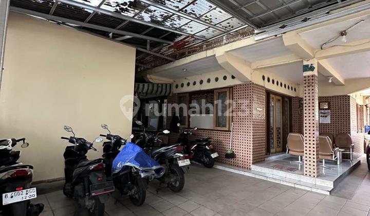 Nice Hook House for Sale in Rawamangun