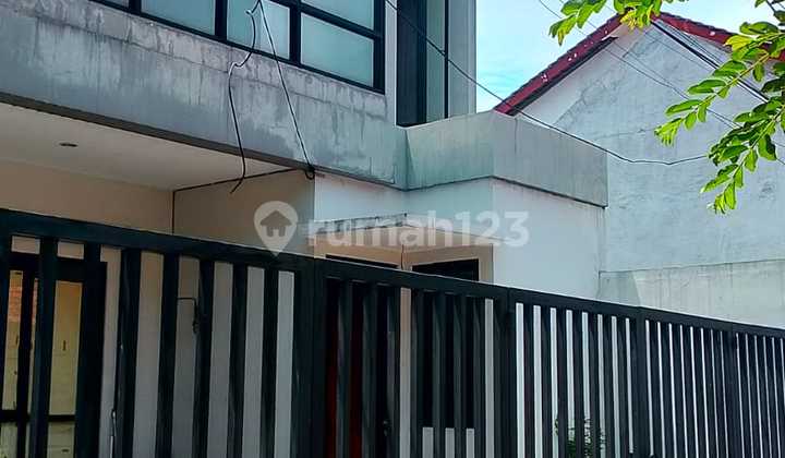 Lelang Rumah Murah Di Tebet Barat Dalam 2 Lantai Lelang Rumah Murah Di Tebet Barat Dalam 2 Lantai